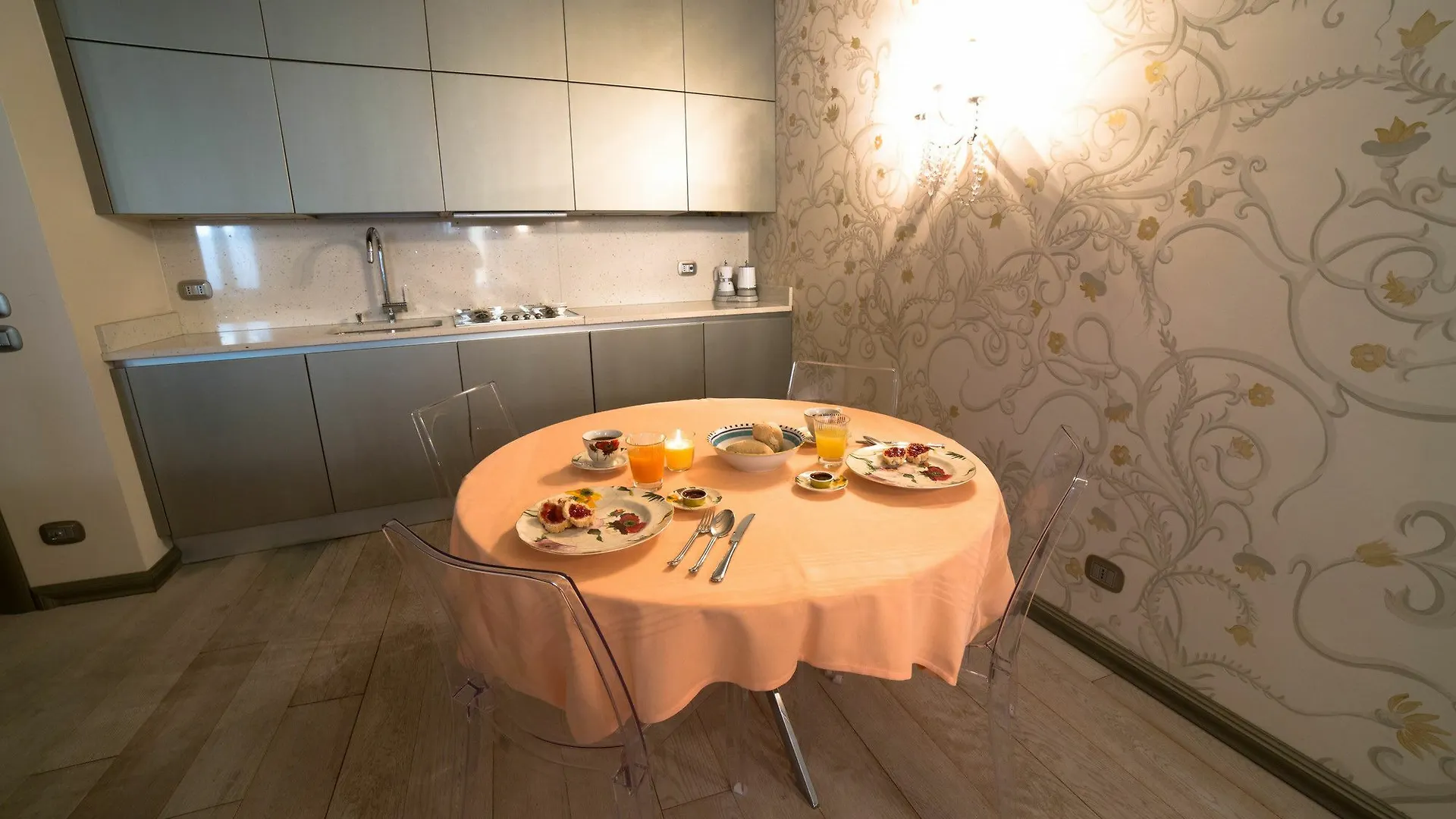 شقة Desenzano Lux...Uria ديسينسانو ديل غاردا